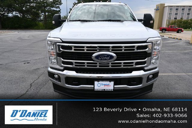 Used 2025 Ford F350 XLT w/ 360-Degree Camera Package AWD/4WD image 28