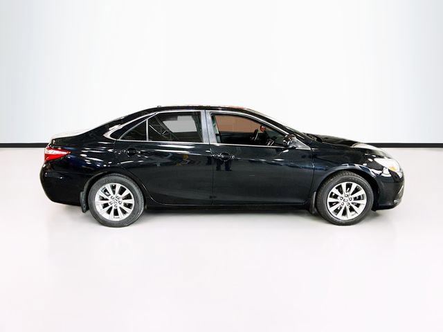 Used 2015 Toyota Camry XLE FWD image 5