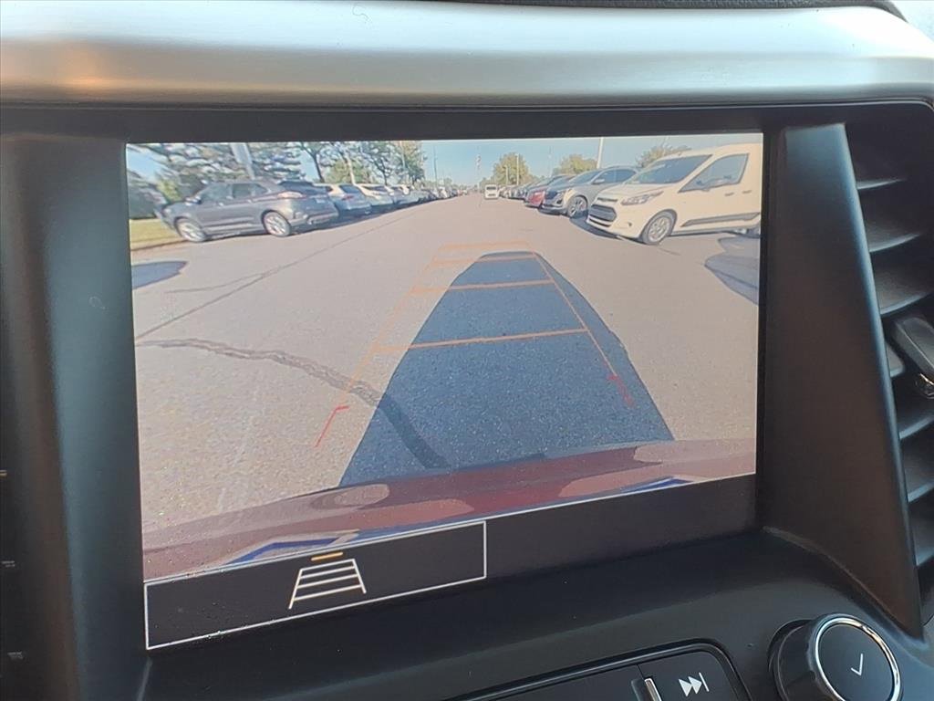 Used 2023 GMC Acadia SLE image 24