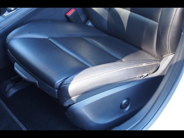 Used 2019 Mercedes-Benz GLA 250 4MATIC image 19