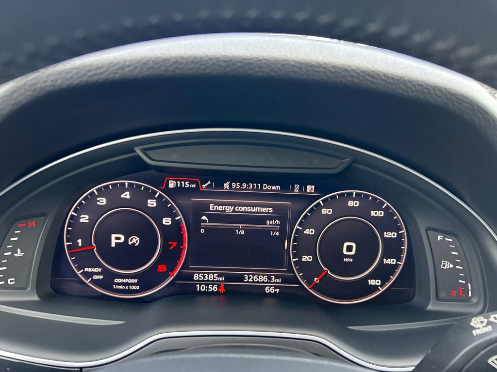Used 2018 Audi Q7 3.0T Prestige AWD/4WD image 23