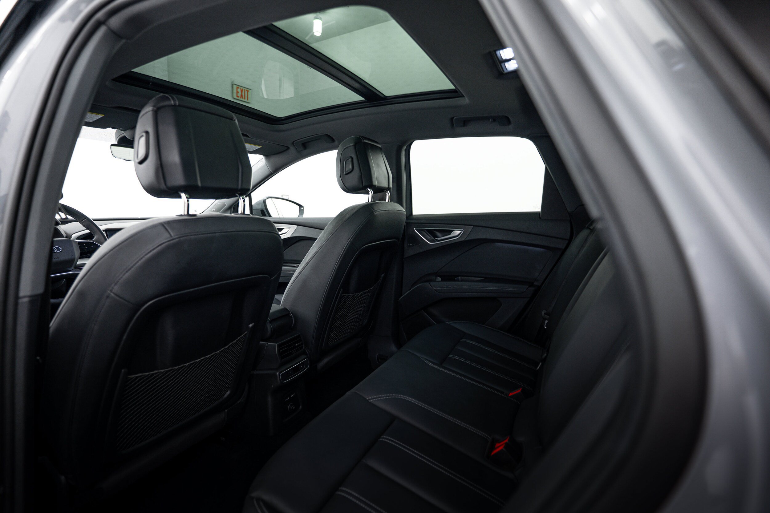 Certified 2023 Audi Q4 e-tron Premium Plus w/ Premium Plus AWD/4WD image 19