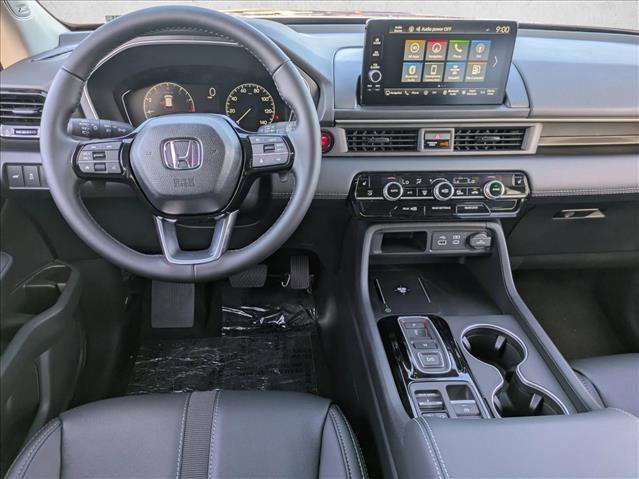 New 2025 Honda Pilot Touring image 14