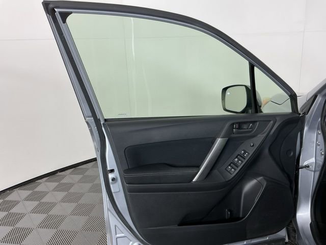 Used 2014 Subaru Forester 2.5i Premium w/ All-Weather Package image 12