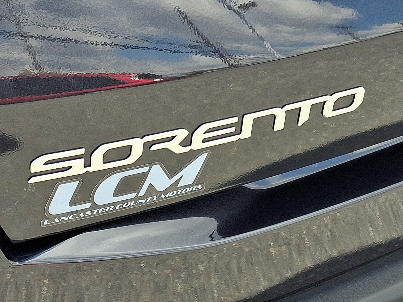 Used 2025 Kia Sorento S AWD/4WD image 30