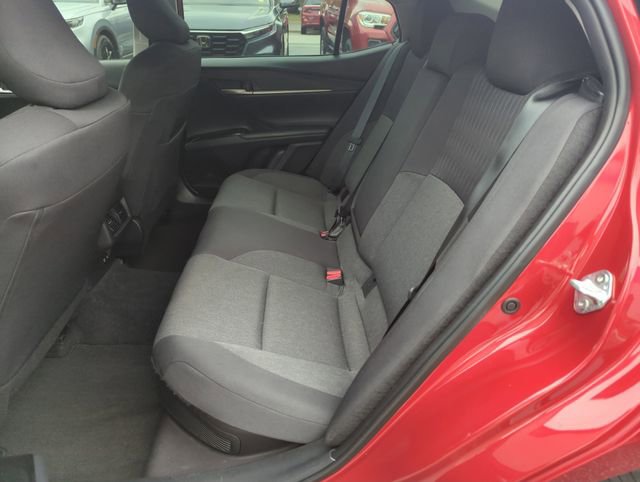 Used 2025 Toyota Camry LE FWD image 27