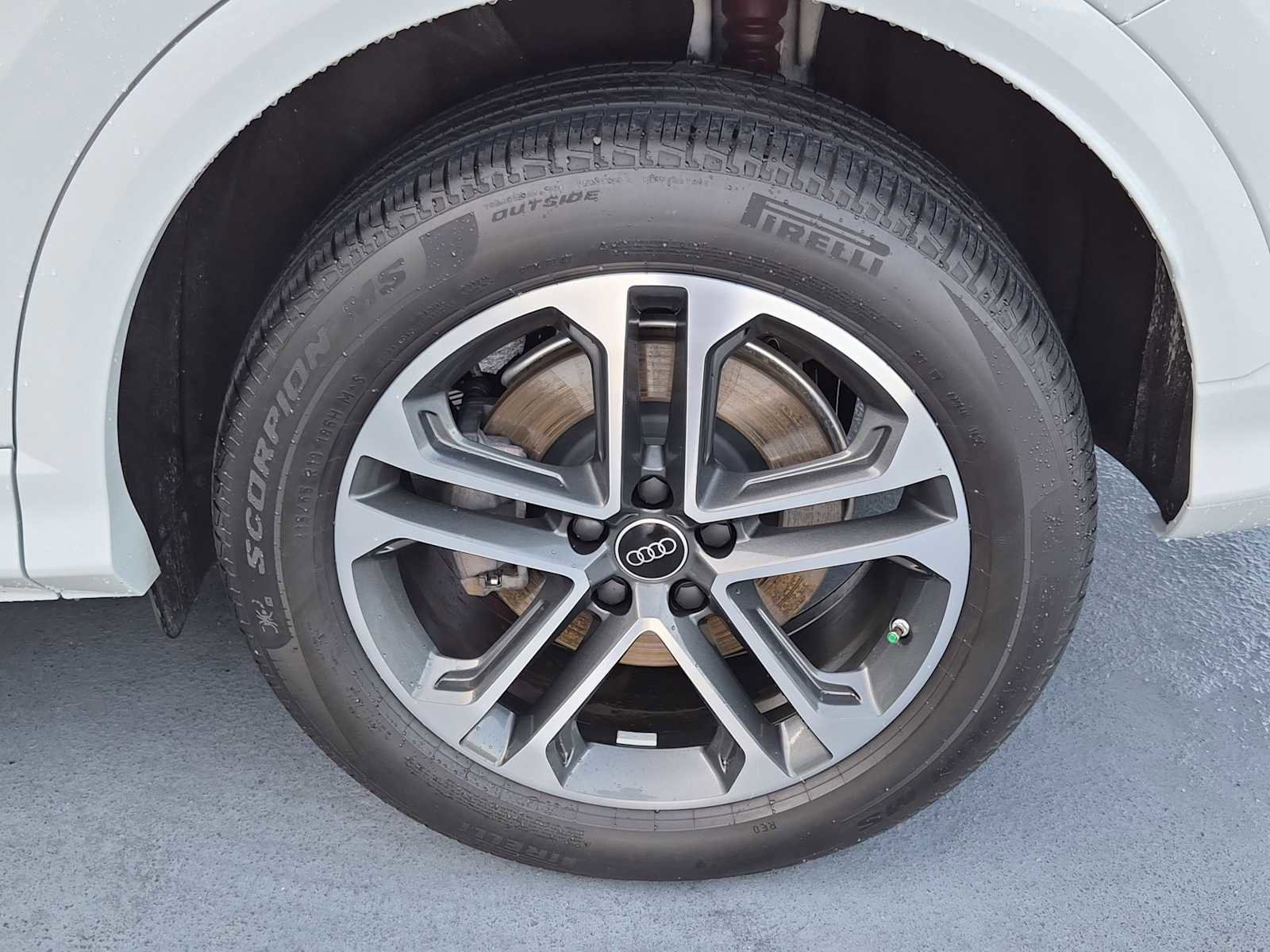 Certified 2025 Audi Q5 Premium Plus w/ Premium Plus image 12