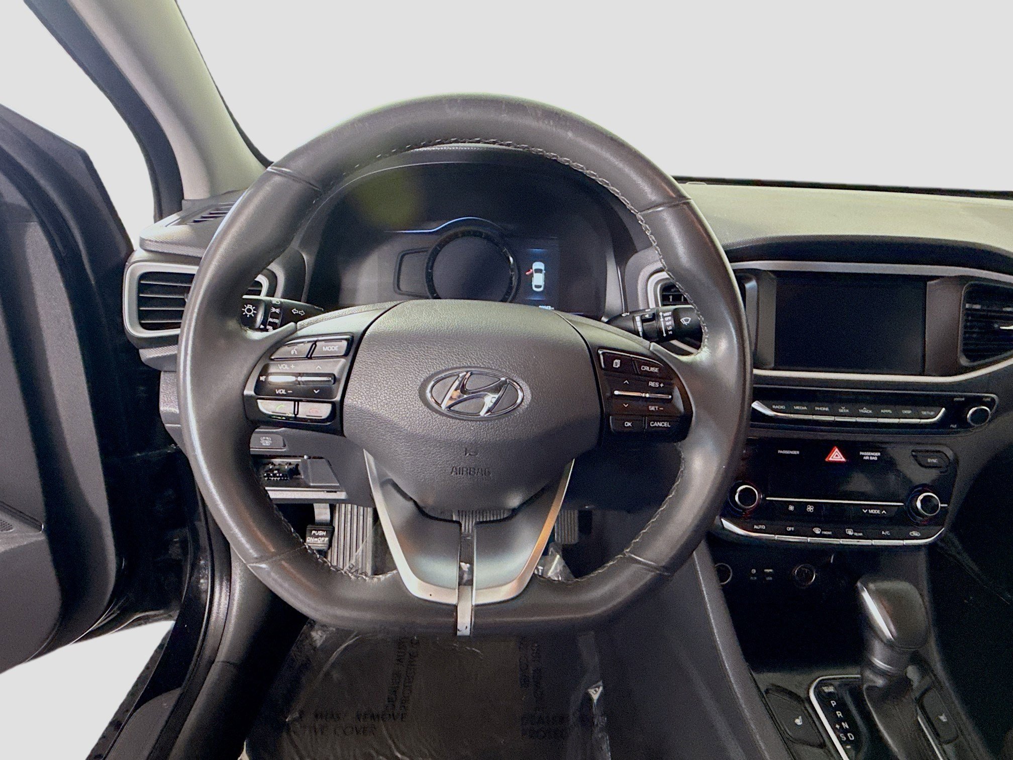 Used 2017 Hyundai Ioniq SEL image 13