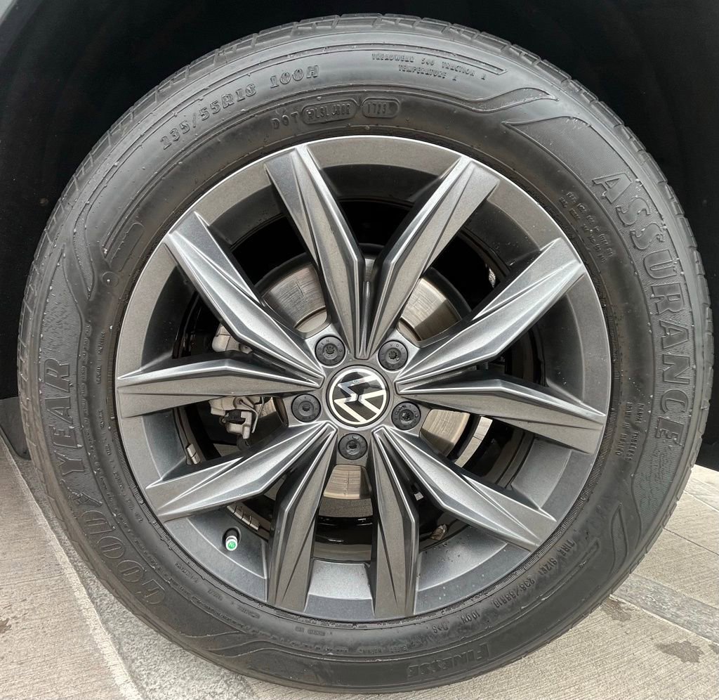 Certified 2023 Volkswagen Tiguan SE FWD image 7
