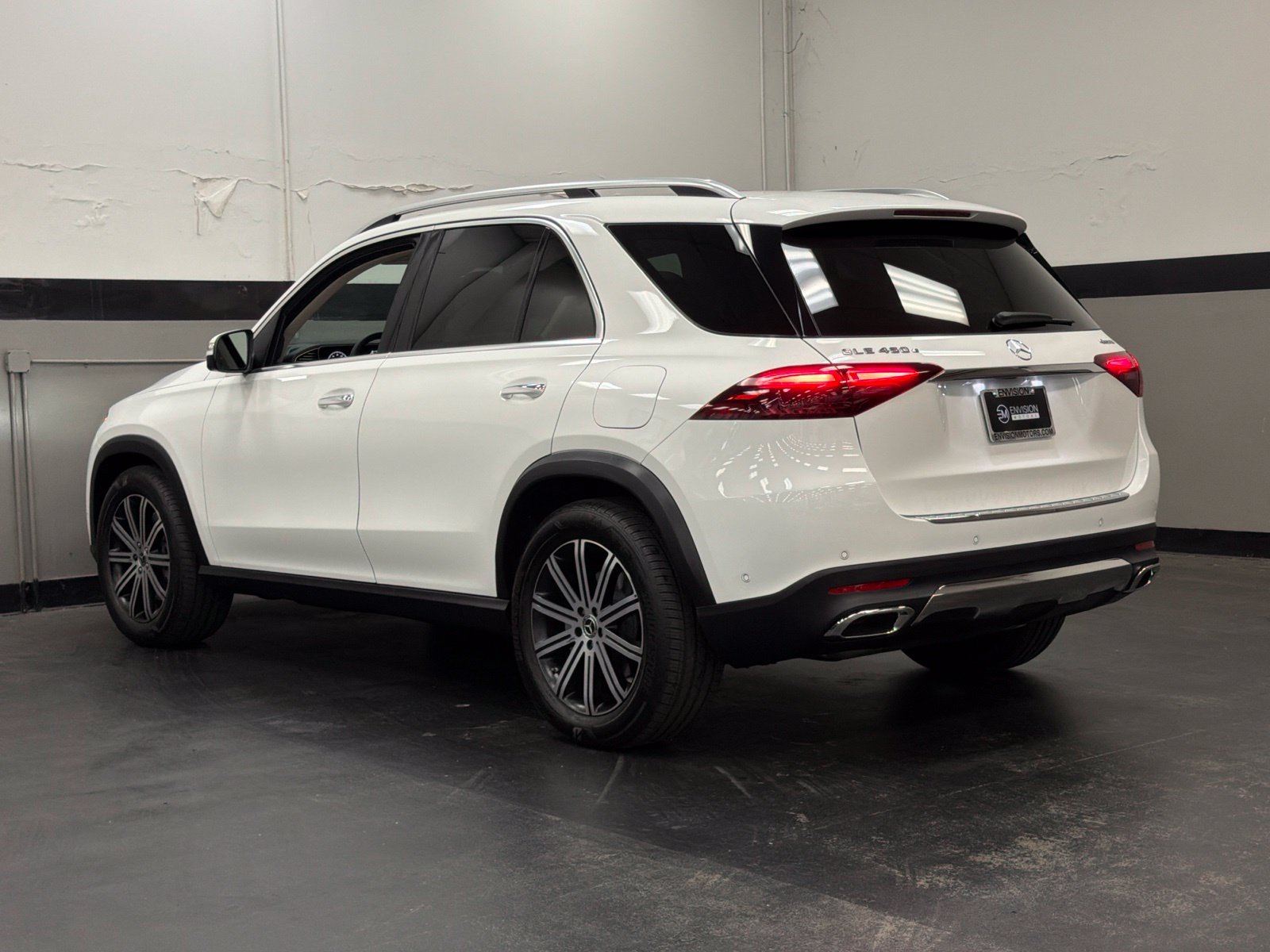 Used 2026 Mercedes-Benz GLE 450e 4MATIC image 8