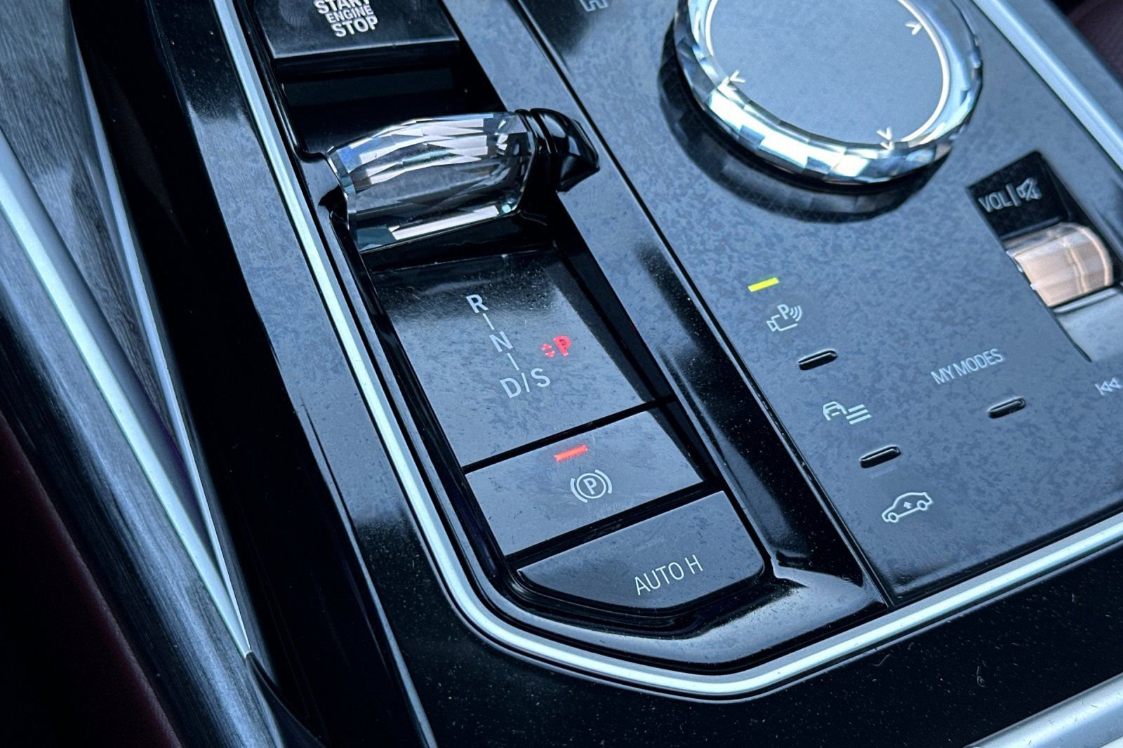 Used 2025 BMW 740i RWD image 32