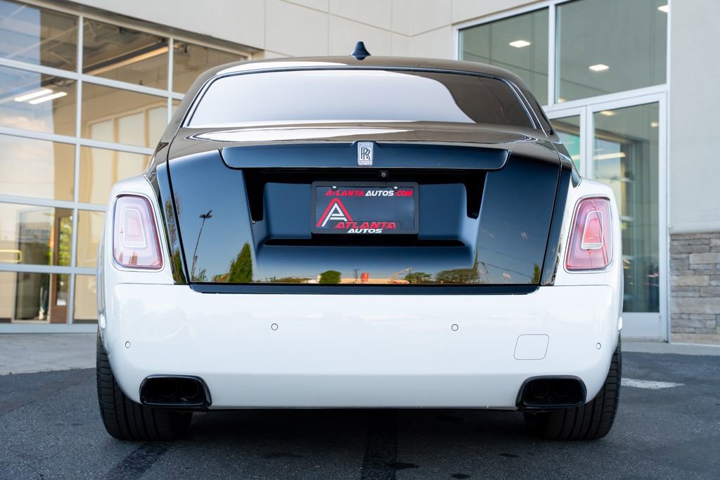 Used 2019 Rolls-Royce Phantom Sedan image 15