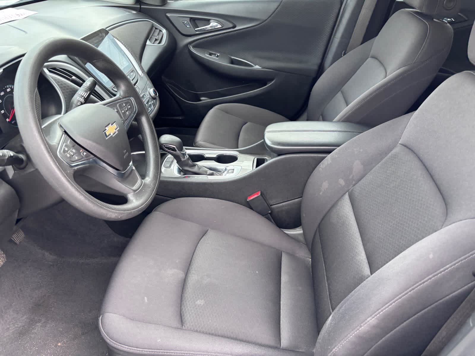 Used 2024 Chevrolet Malibu LT FWD image 12