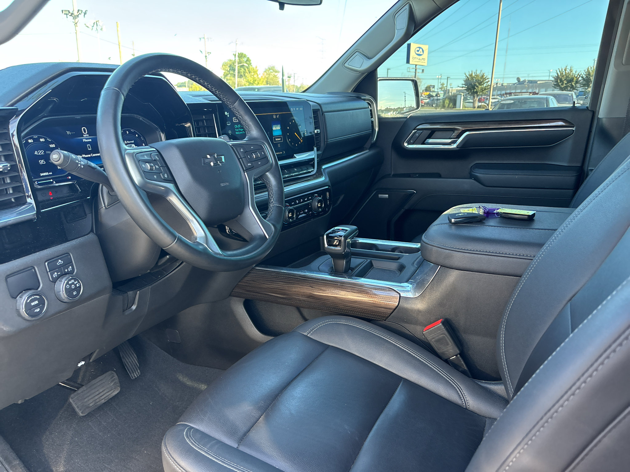Used 2023 Chevrolet Silverado 1500 RST w/ Redline Edition RWD image 5