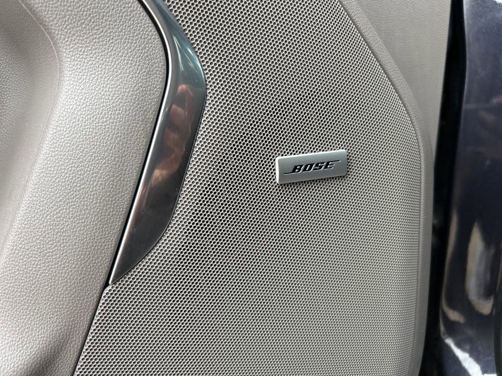 Used 2024 Chevrolet Tahoe LT w/ Luxury Package RWD image 18