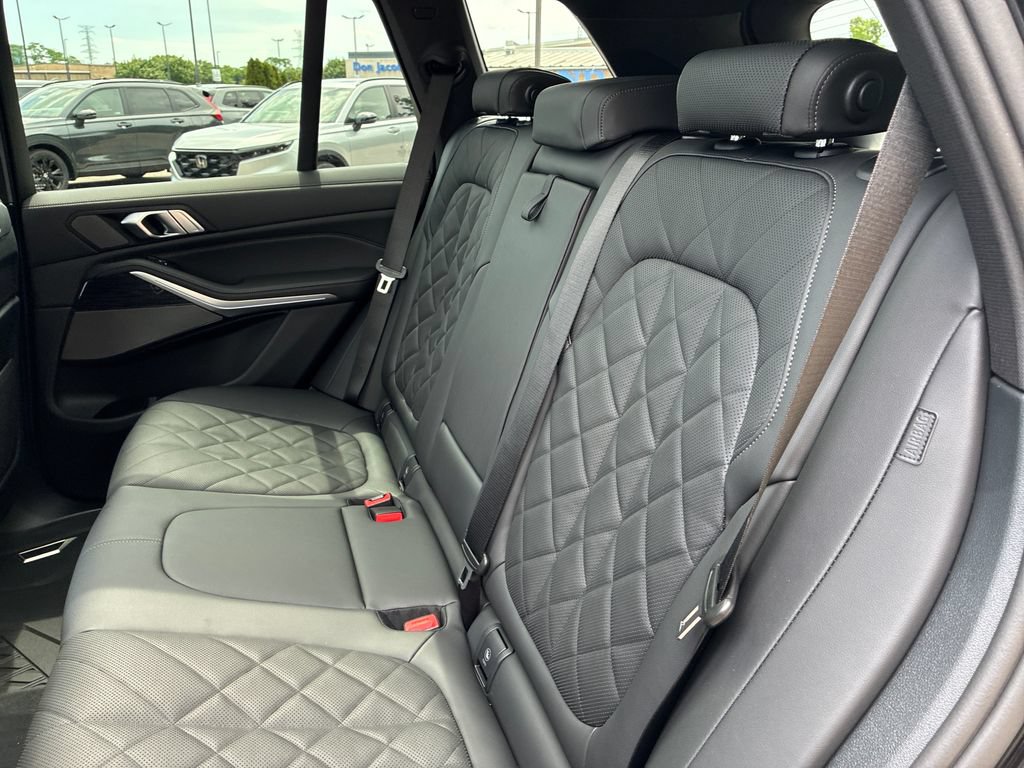 New 2026 BMW X5 xDrive50e w/ M Sport Package AWD/4WD image 19