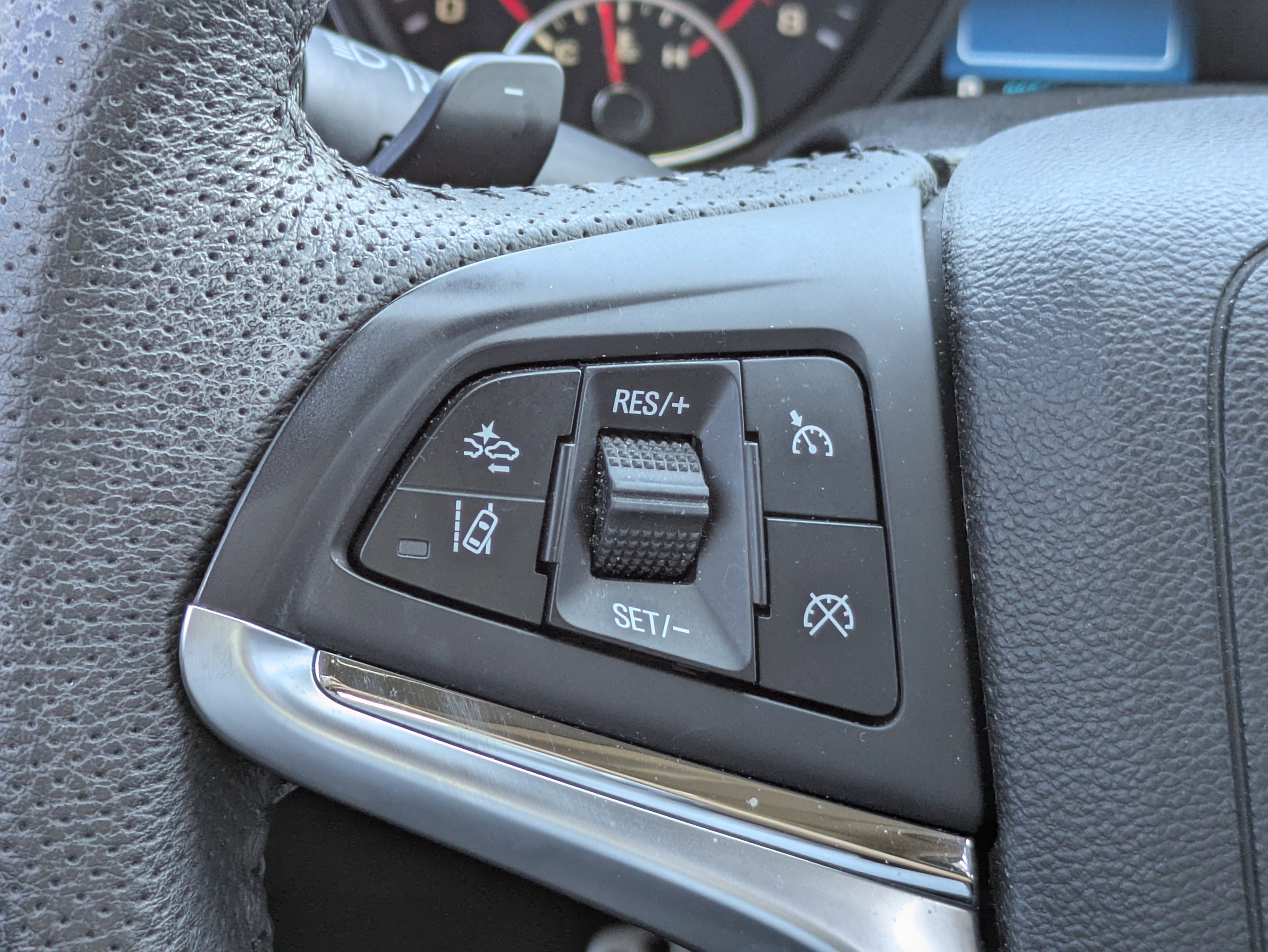 Certified 2017 Chevrolet SS image 24