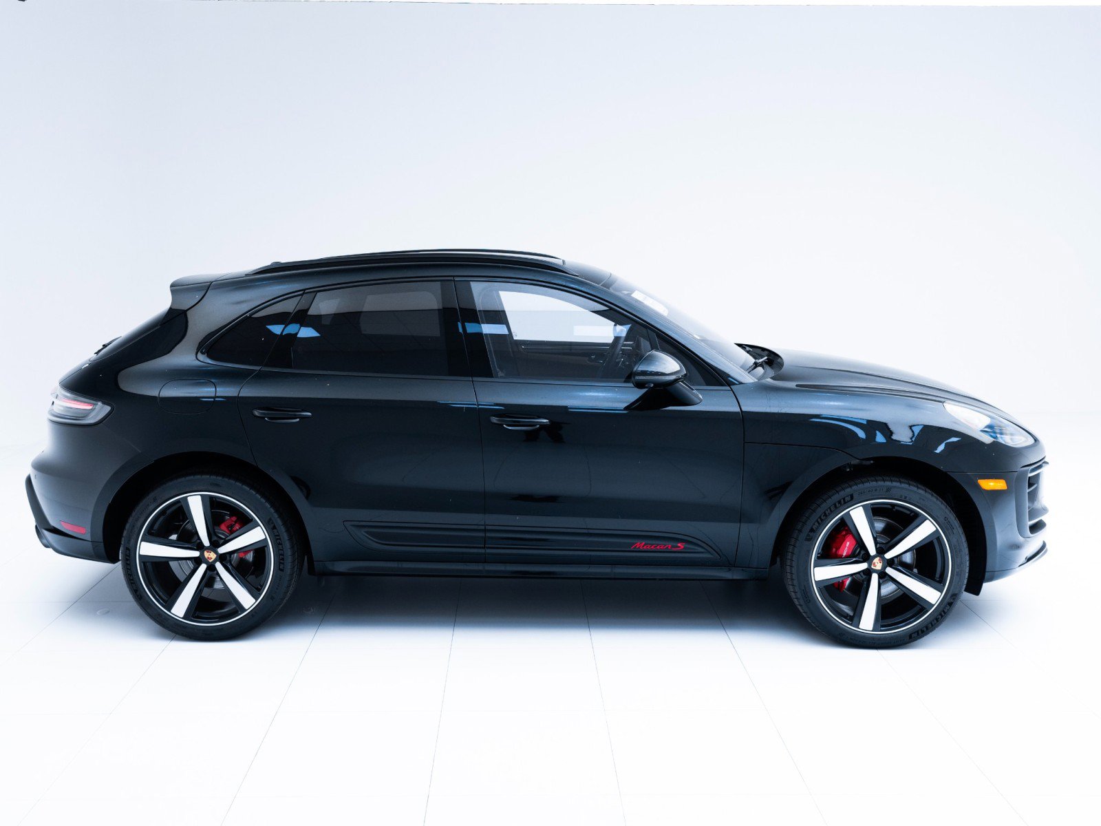 New 2026 Porsche Macan S image 8