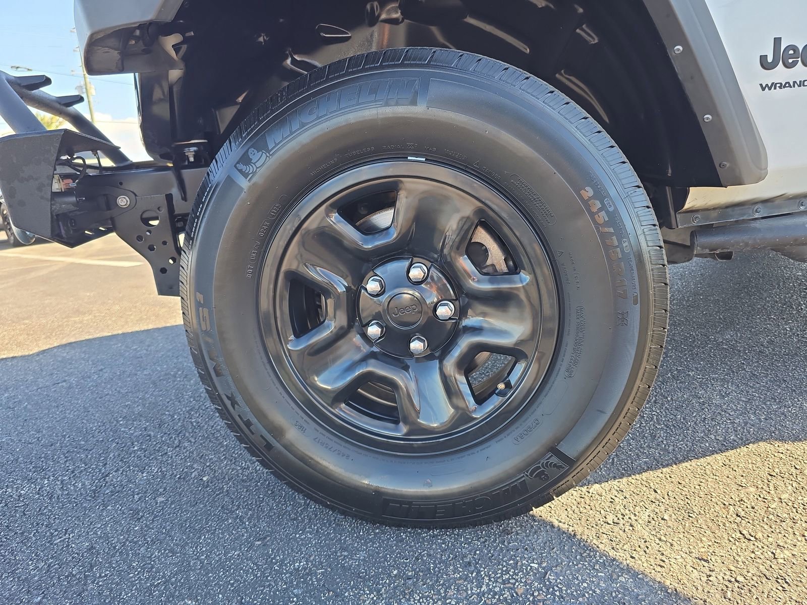 Used 2021 Jeep Wrangler Sport image 26