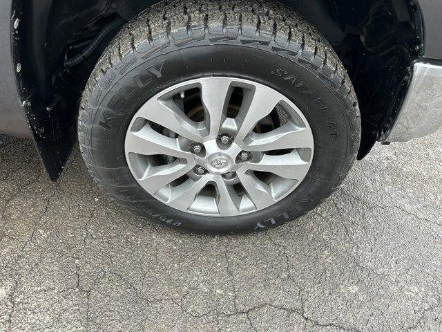 Used 2017 Toyota Tundra Limited image 15