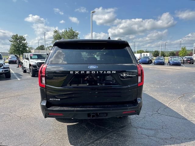 Used 2025 Ford Expedition Active AWD/4WD image 10