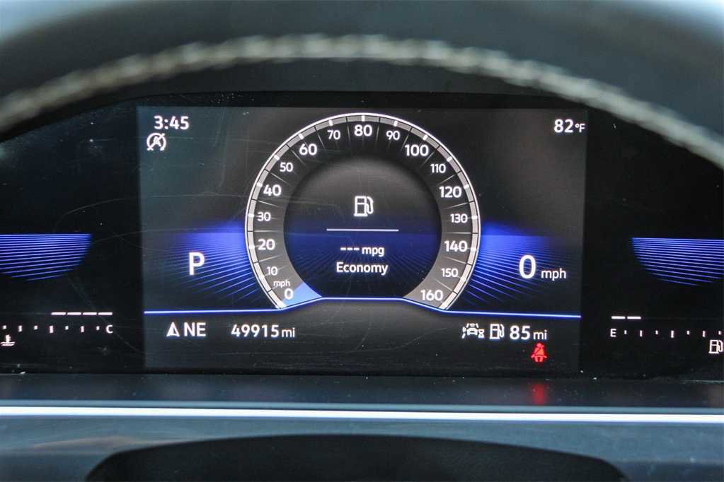 Used 2023 Volkswagen Tiguan SE image 22