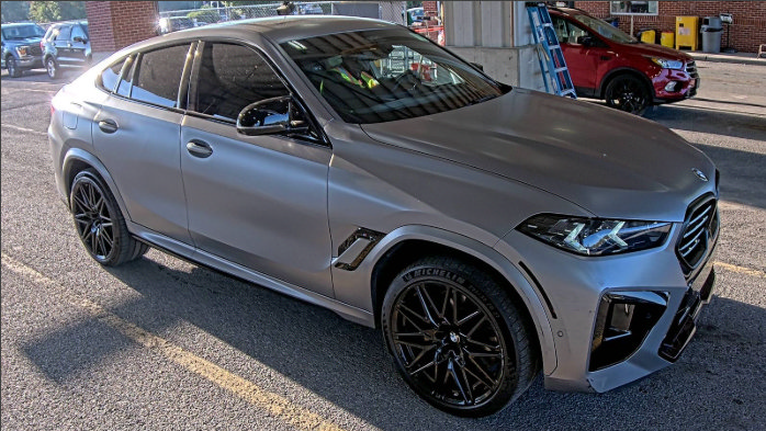 Used 2026 BMW X6 M Competition w/ Executive Package AWD/4WD image 1