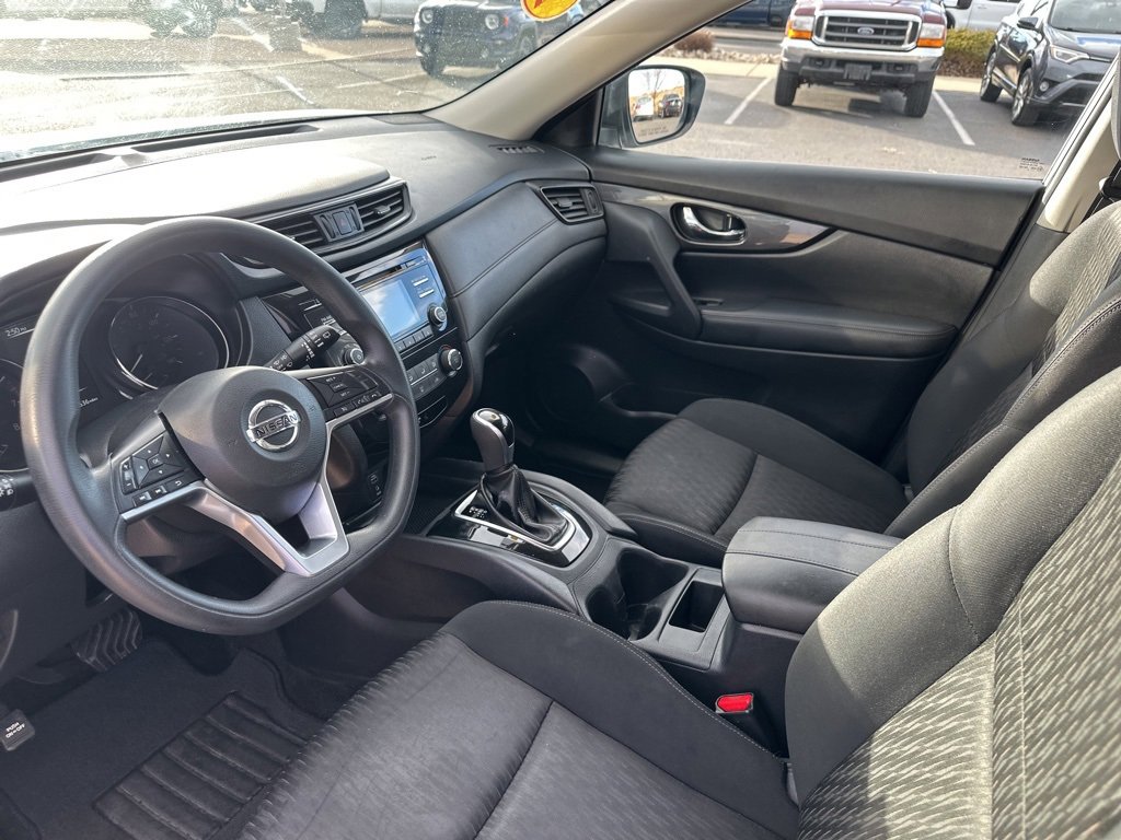 Used 2017 Nissan Rogue S image 14
