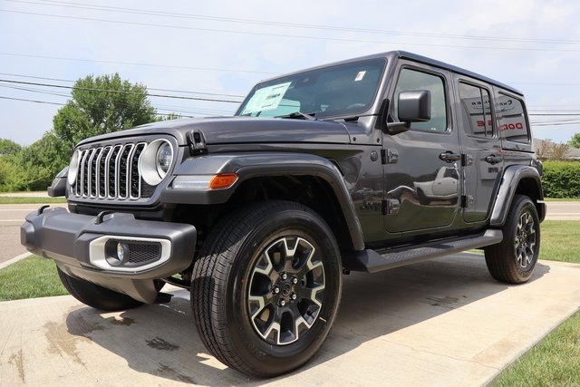 New 2025 Jeep Wrangler Sahara image 8