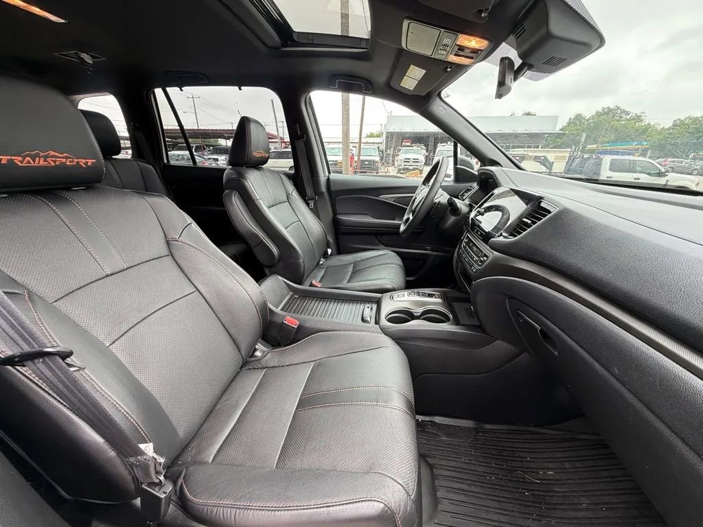 Used 2022 Honda Passport TrailSport image 14