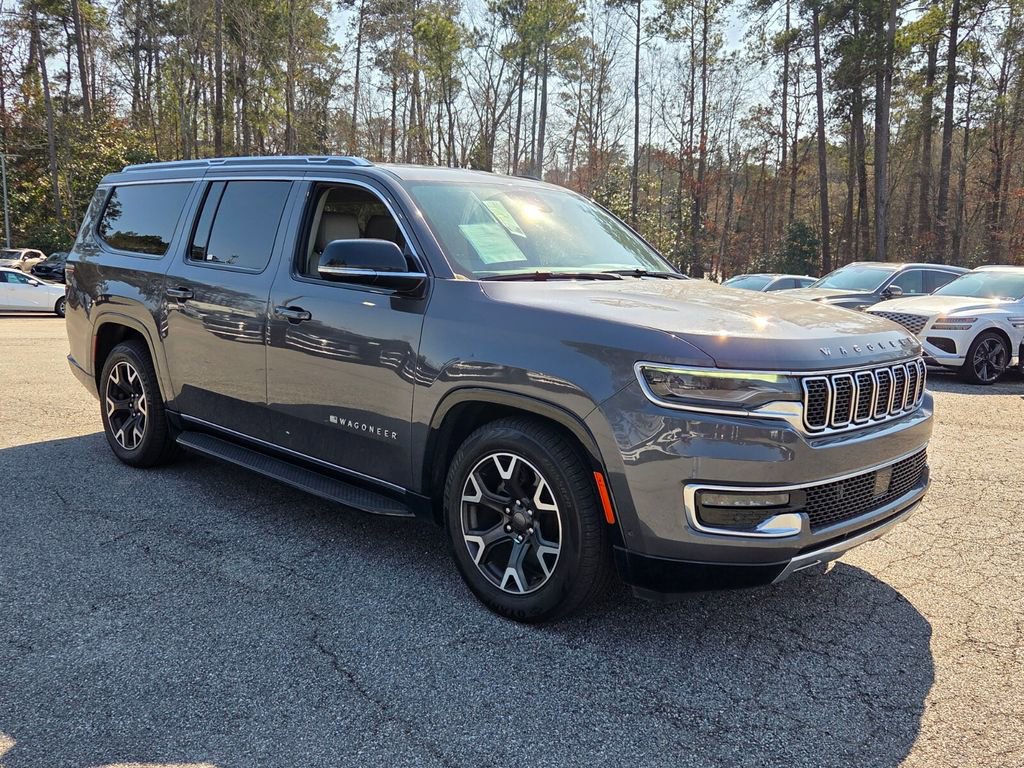 Used 2023 Jeep Wagoneer L Series III w/ Preferred Equipment Group image 1