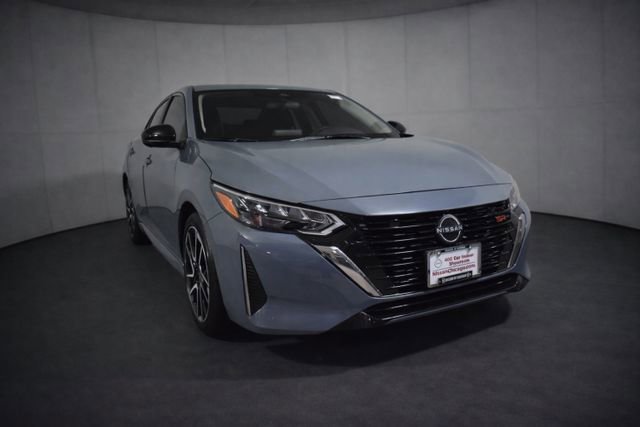 Certified 2025 Nissan Sentra SR w/ SR Premium Package image 3