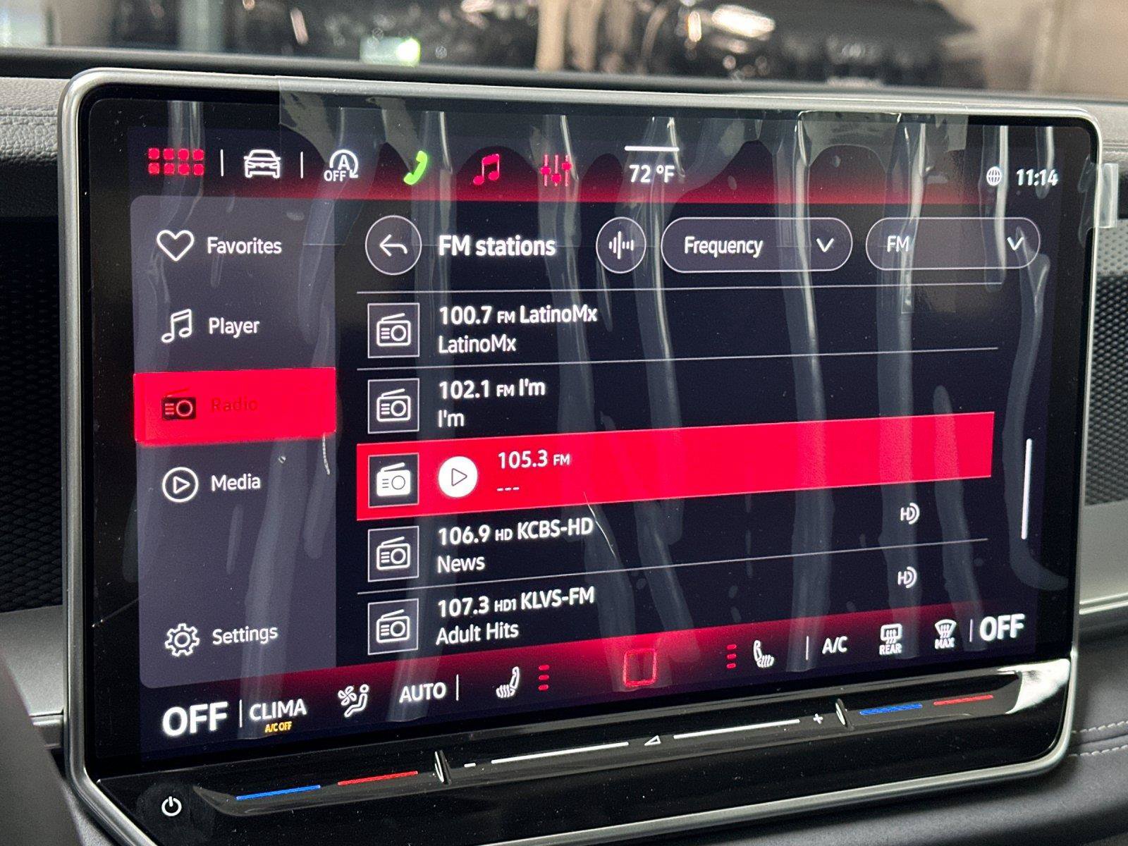 New 2026 Volkswagen Tiguan SE FWD image 17