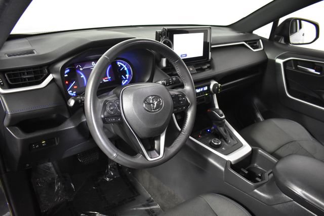 Used 2023 Toyota RAV4 SE AWD/4WD image 13