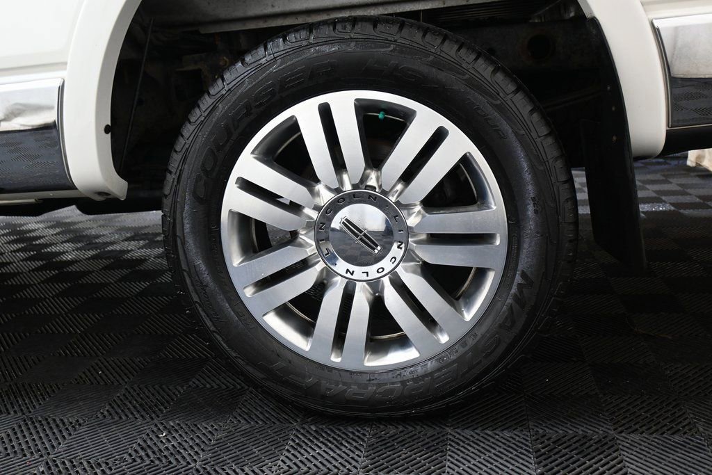 Used 2006 Lincoln Mark LT 4x4 image 31