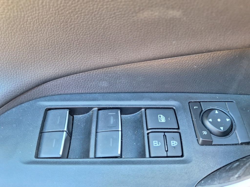 Used 2024 Toyota RAV4 Limited image 19