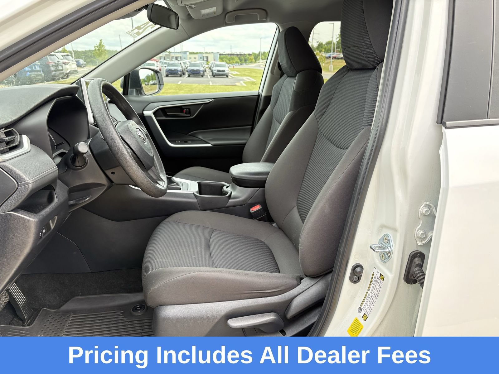 Used 2024 Toyota RAV4 LE FWD image 32