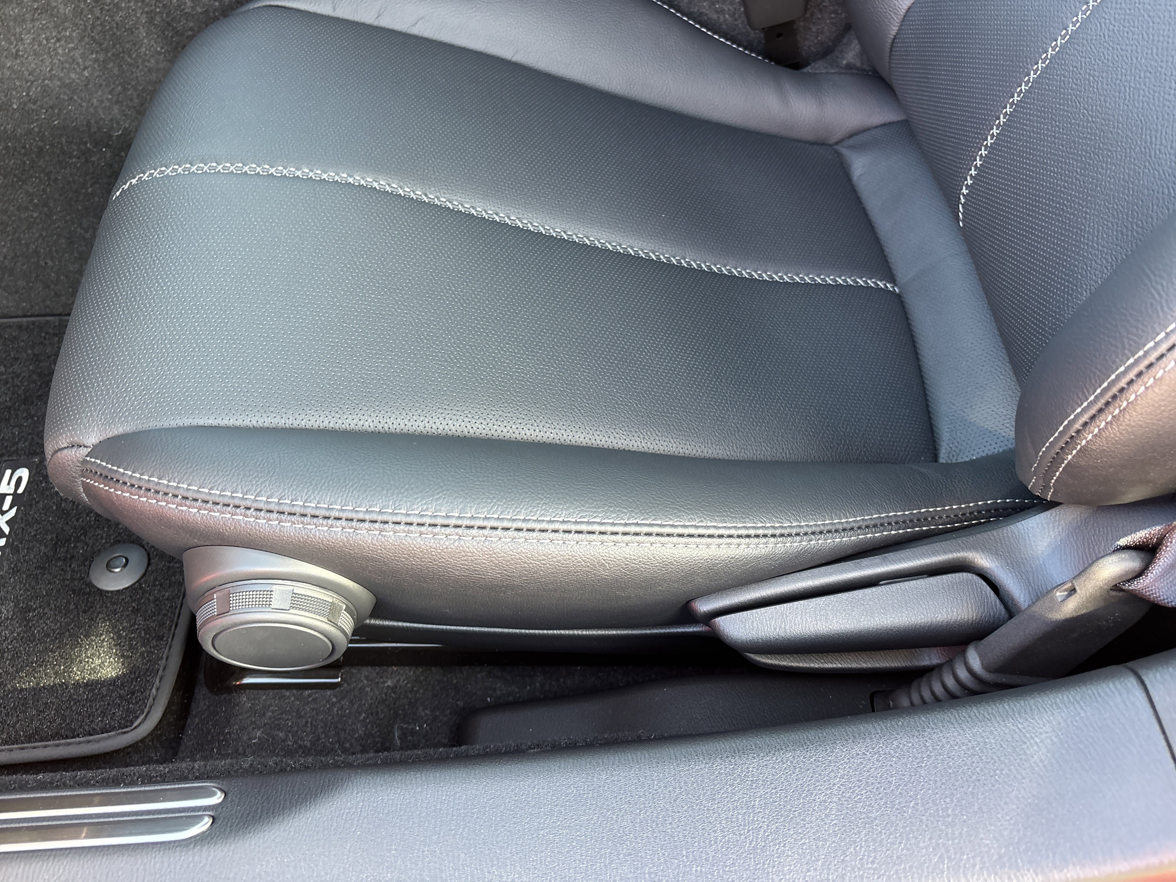 New 2025 MAZDA MX-5 Miata Grand Touring image 17