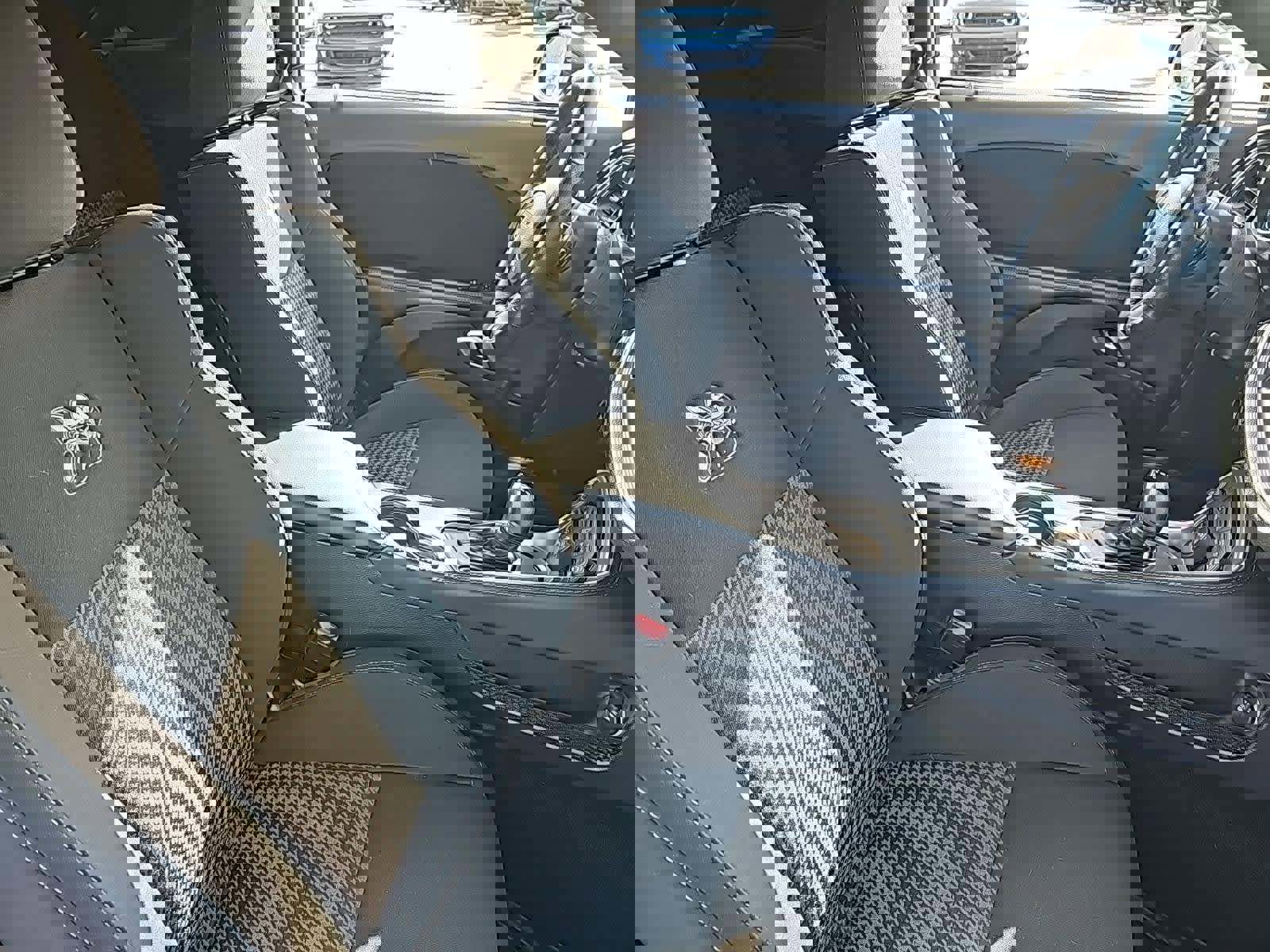 Used 2022 Dodge Challenger R/T Scat Pack w/ Shaker Package image 7