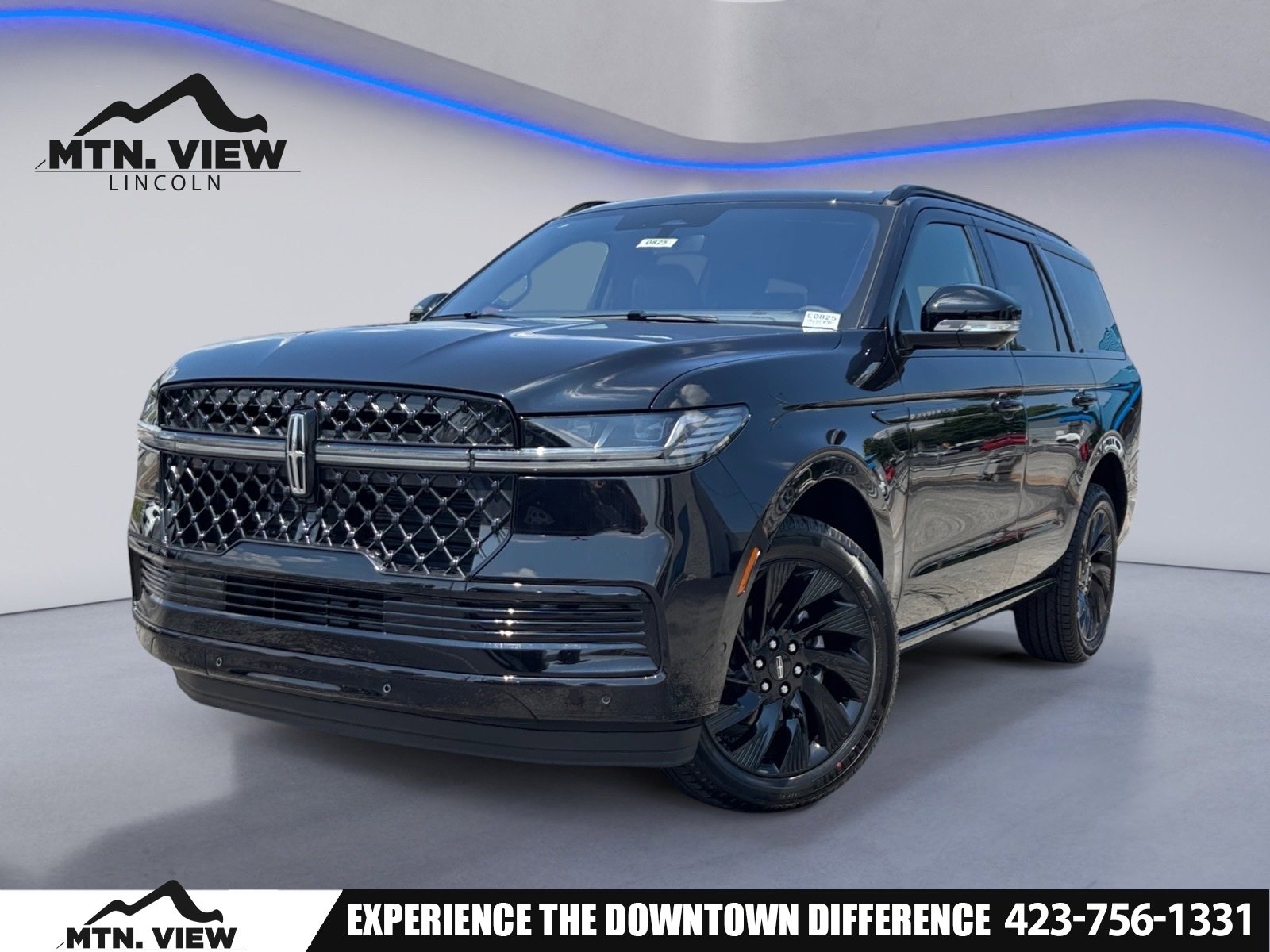 New 2025 Lincoln Navigator Reserve w/ Jet Appearance Package
