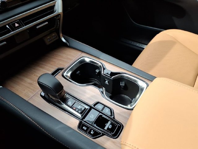 New 2025 Lexus RX 350 Premium w/ Accessory Package (Z1) AWD/4WD image 14