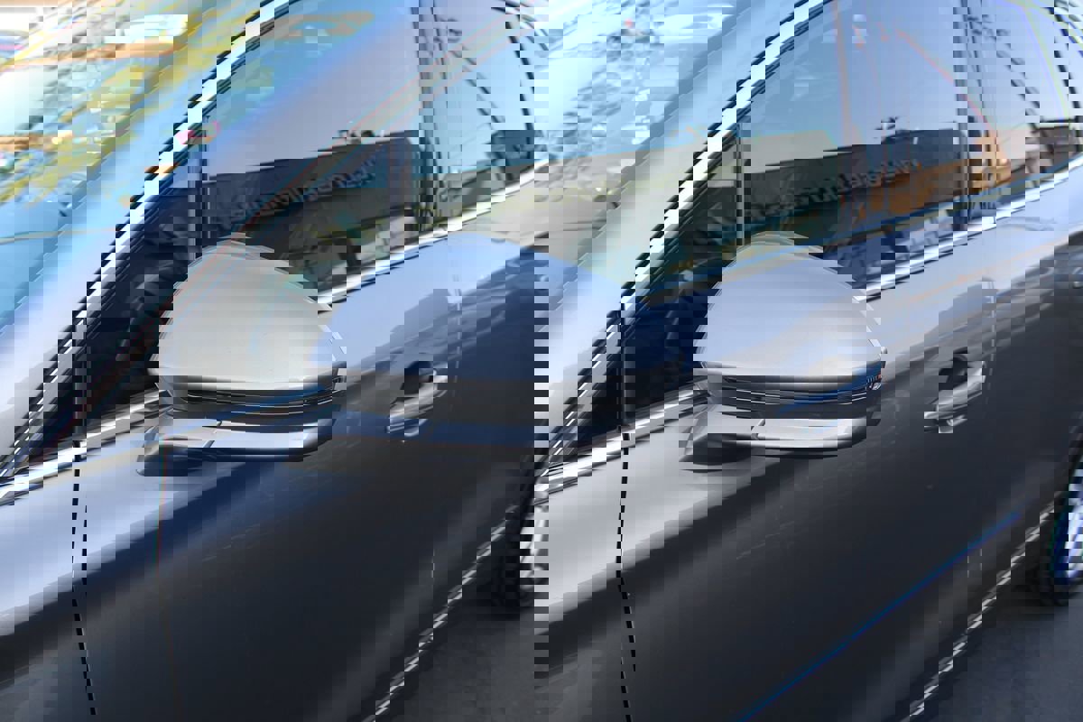 Used 2017 Lincoln MKC Select w/ Select Plus Package image 12