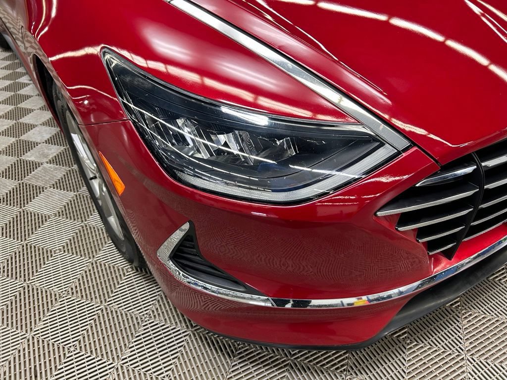 Used 2022 Hyundai Sonata SE w/ Preferred Accessory Package FWD image 3