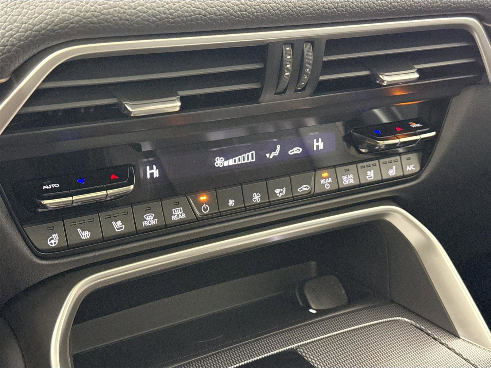 New 2026 MAZDA CX-90 Plug-In Hybrid w/Premium Sport image 28