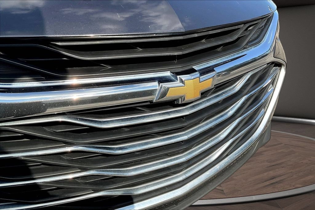 Used 2022 Chevrolet Malibu LS w/ Driver Confidence Package II FWD image 35