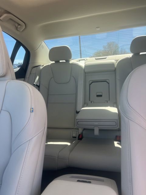 Used 2025 Volvo S60 B5 Plus w/ Climate Package image 32