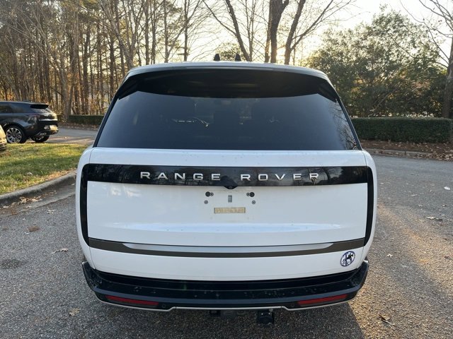 Used 2024 Land Rover Range Rover SE image 8