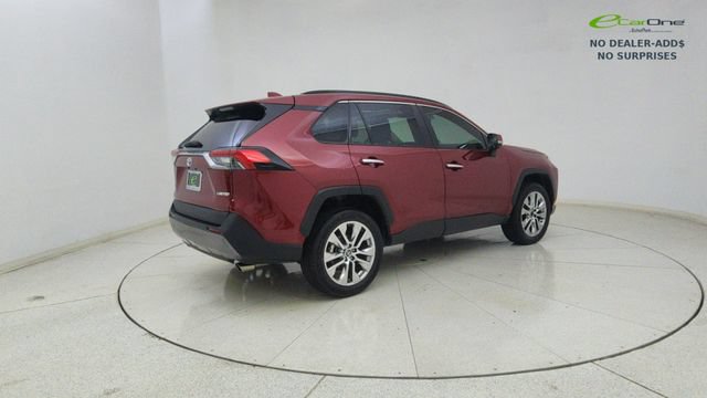 Used 2019 Toyota RAV4 Limited FWD image 63