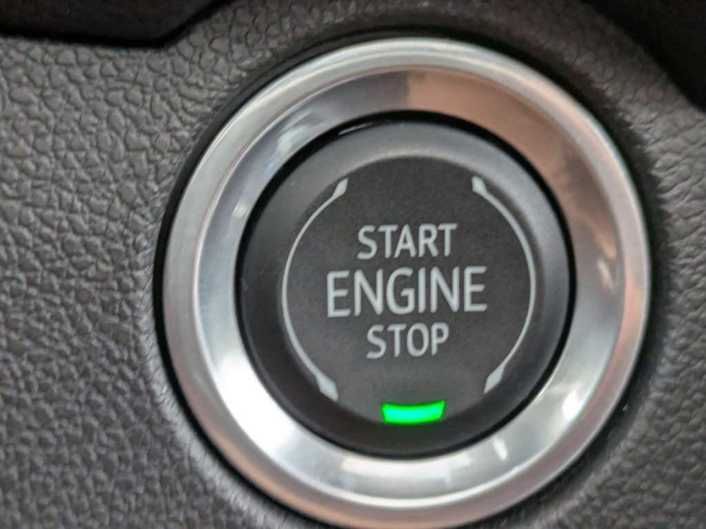 Used 2024 Chevrolet Traverse RS w/ LPO, Floor Liner Package image 30