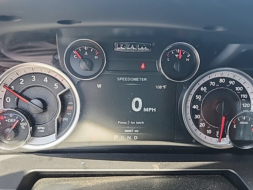 Used 2019 RAM 1500 Laramie w/ Convenience Group RWD image 11